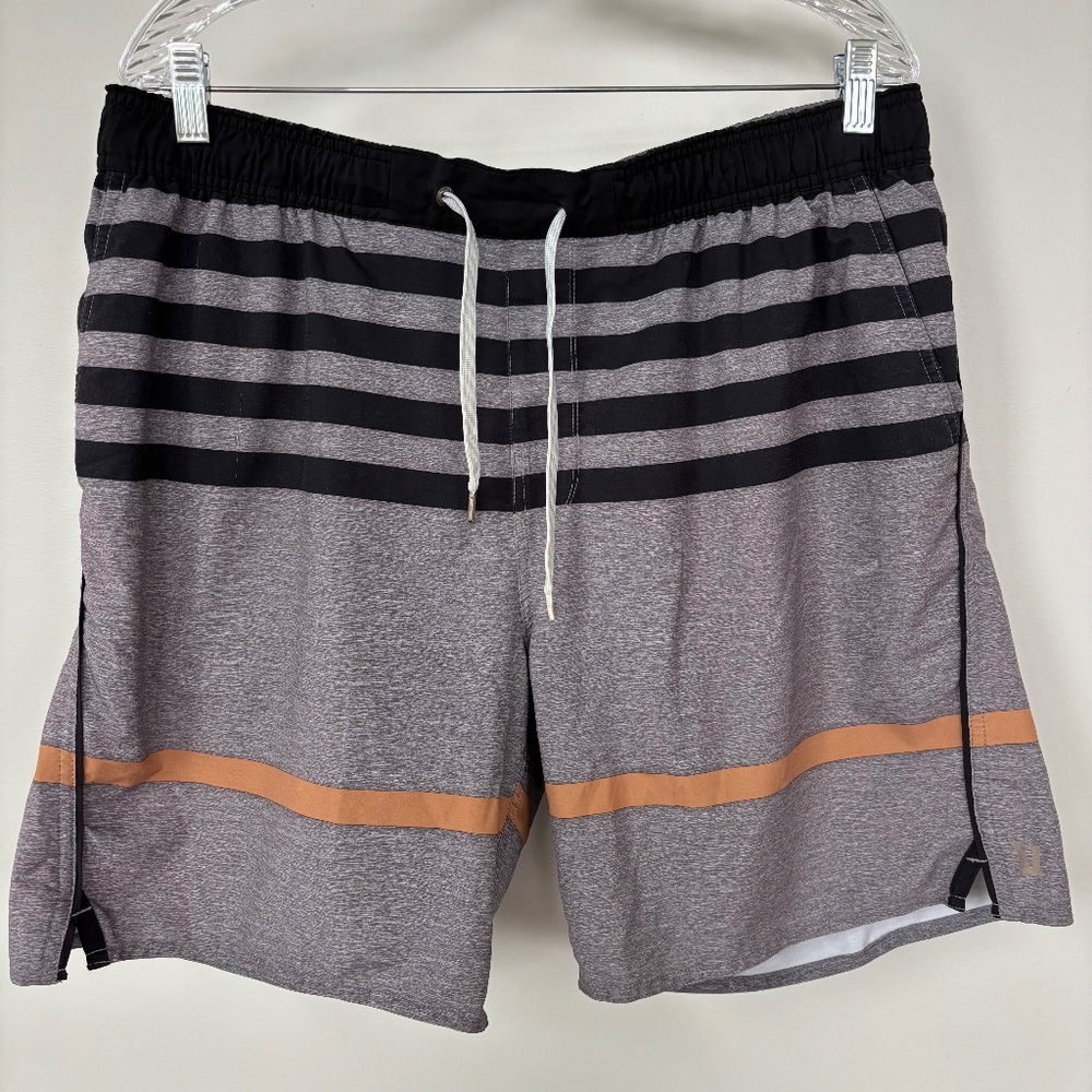 Vuori Trail Runner Shorts Size L